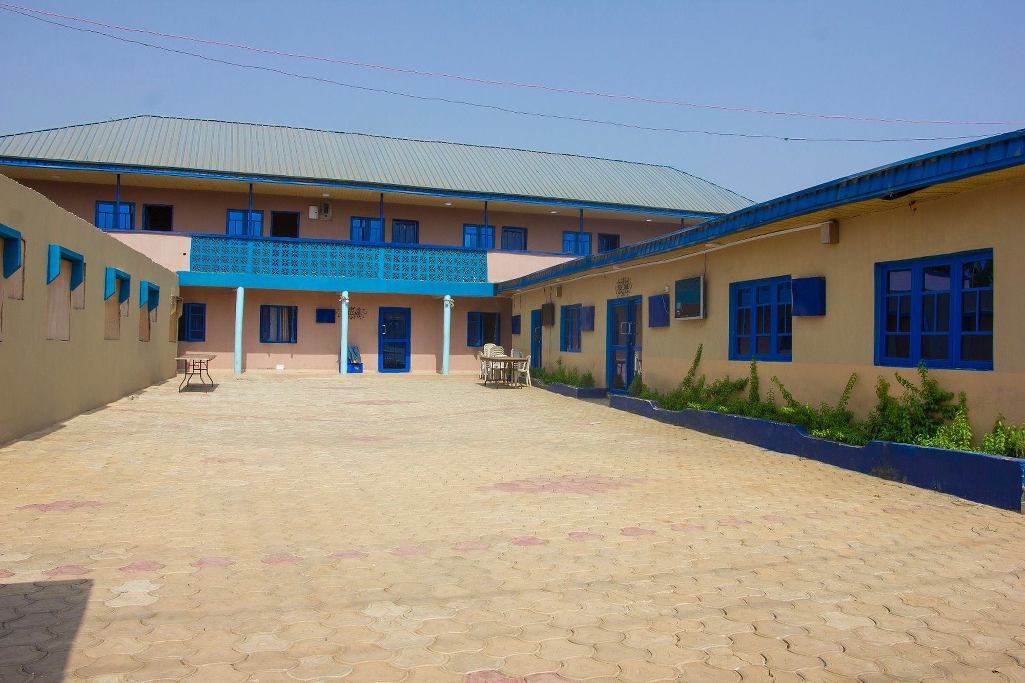 House Of Blues Hotel & Entertainment Center Ogijo Exterior photo