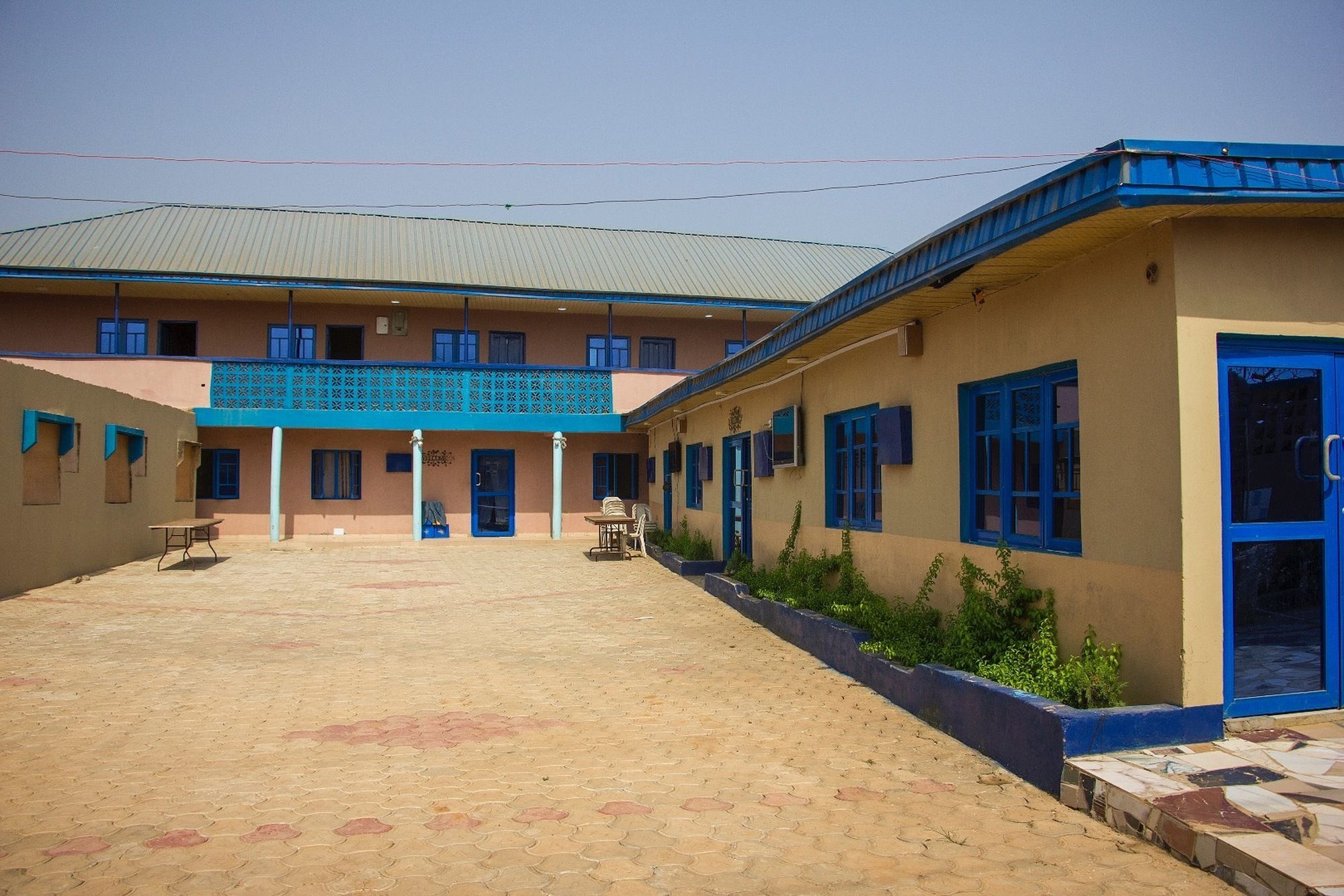 House Of Blues Hotel & Entertainment Center Ogijo Exterior photo